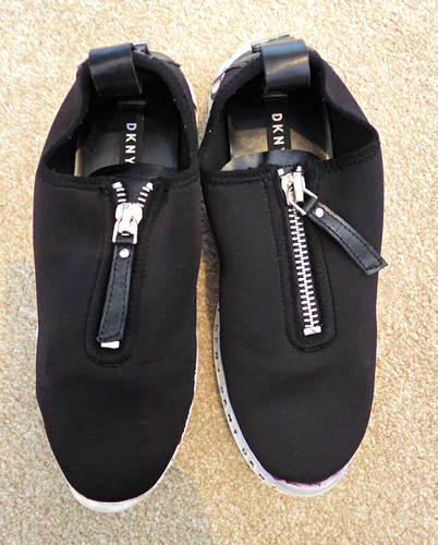 Dkny black zip slip - dkny,