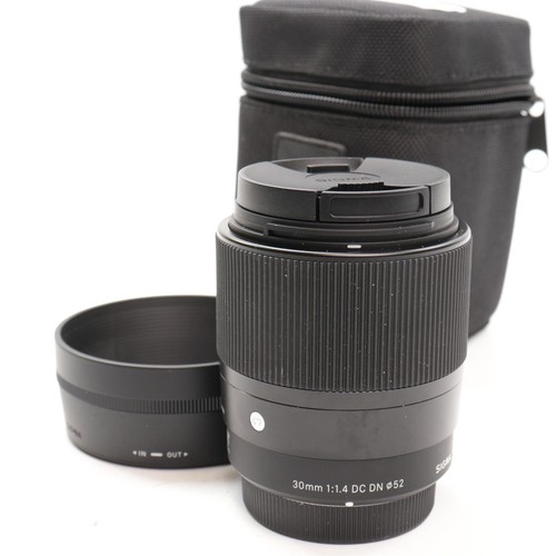 Sigma 30mm lens - 30mm, dc