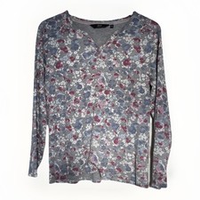 Women’s Isle Essentials