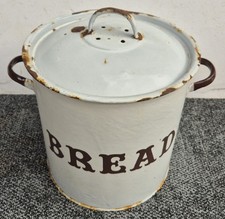 Vintage Enamelled Metal Round