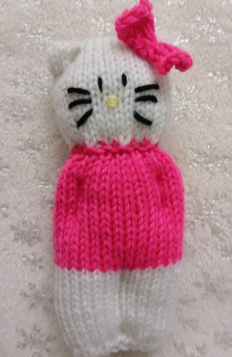 Hello kitty handknitted - hello,