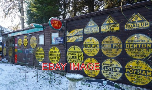 Photo lots signs at the - aa,
