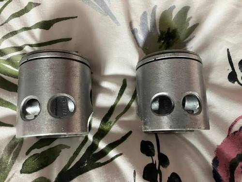 Yamaha rd350 pistons - yamaha,