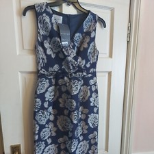 Minuet Petite size 8 Navy