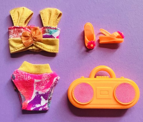 Sindy holiday fun - ‘holiday, fun’