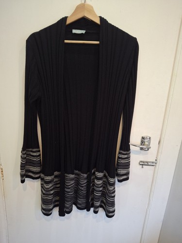 Black striped longline