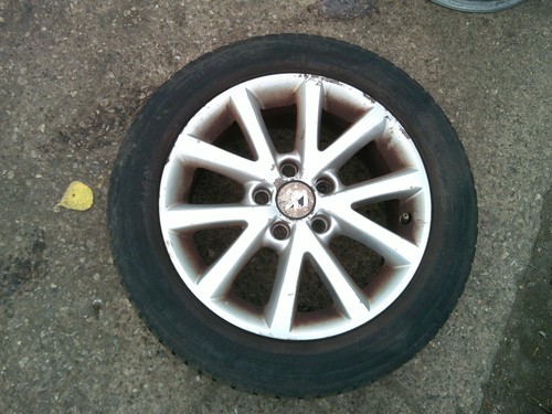 Volkswagen touran alloy wheel - volkswagen,