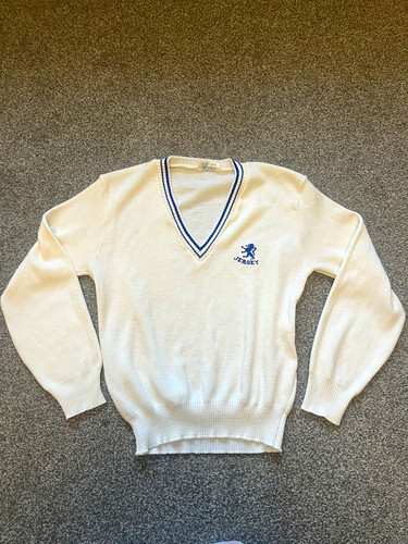 Vintage cream neck - vintage, cricket