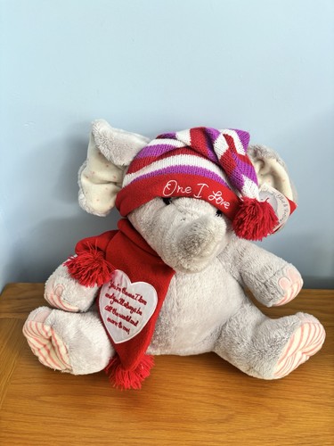 Elliott and buttons plush - elliott,
