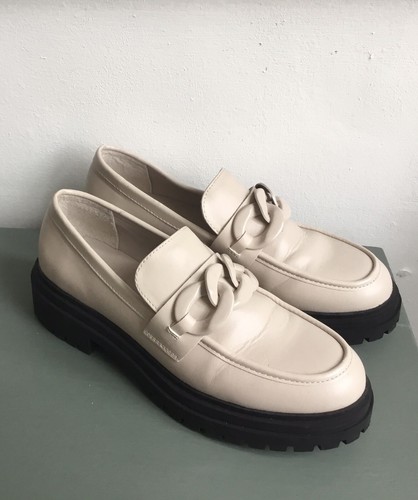 Ladies size beige cream - size, 4