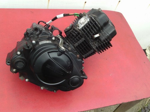 Sinnis hoodlum 125 - 125, engine