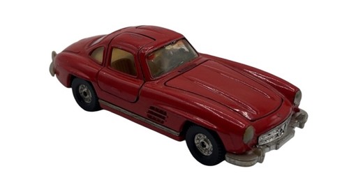 Vintage corgi mercedes benz - vintage,