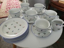 Pretty vintage Wawel Porcelain tea set