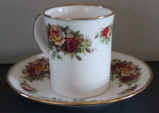 ELIZABETHAN "ENGLISH GARDEN"