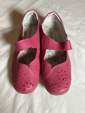 Avenue Pink Leather Shoes Size