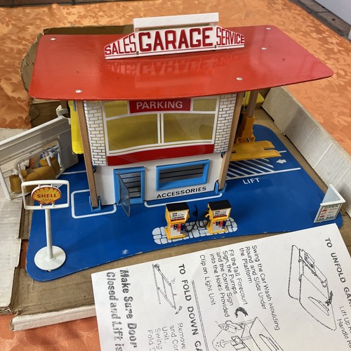 Vintage folding shell garage - vintage,