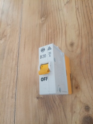 Wylex push plug - push, in
