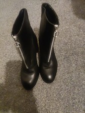 Faith Women's Black, Block Hill,Front Zip Ankle Boots. Size UK 7.