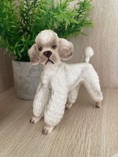 Lovely Vintage Poodle figurine - white/beige - excellent