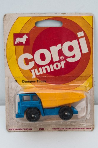 Corgi junior dump truck - no, 7