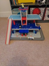 Kids' Wooden Garage Playset with Cars, Helicopter, and Petrol Pump