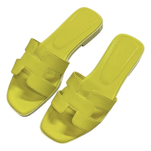 Simple single strap slip - single, on