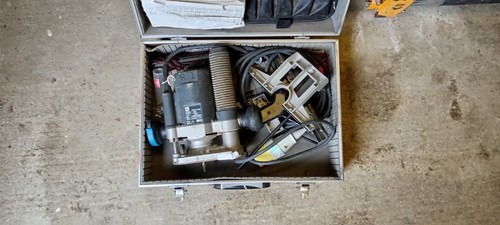 Elu router 110v - router,