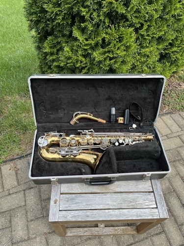 Bundy selmer alto saxophone - bundy,