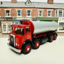 EFE 1:76 OO Railway Scale Atkinson 8W Diecast Suttons Tanker Lorry Model