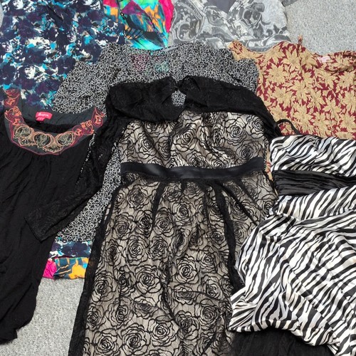 Mixed brands women - brands, clothing