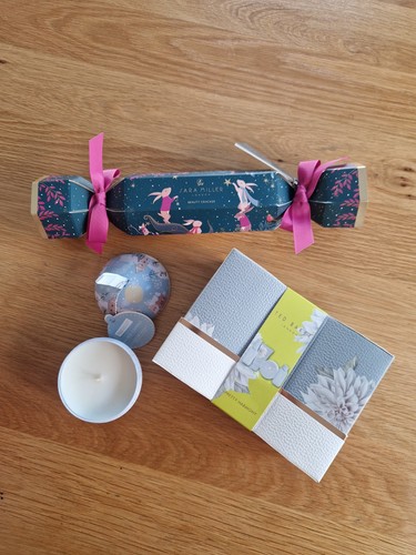 Beauty gift bundle sara miller - beauty,