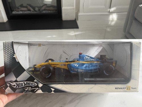 Mattel hot wheels renault - 1:18,
