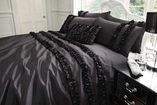 Duvet cover set - cover, ruffle