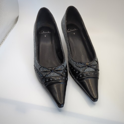 Clarks black and white