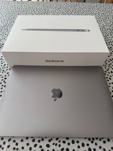 Macbook air 2020 - space, grey
