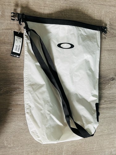 Oakley 22l dry - bag, waterproof