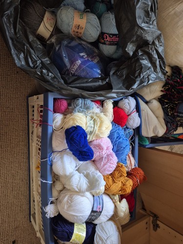 Mixed yarn job - mixed,