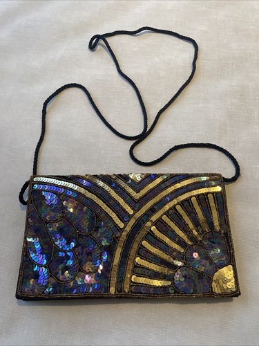 Vintage art deco - art, shoulder