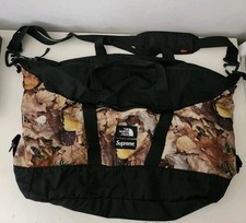 FW16 Supreme x The North Face Apex Duffle Bag Leaves TNF Nylon Duffel 