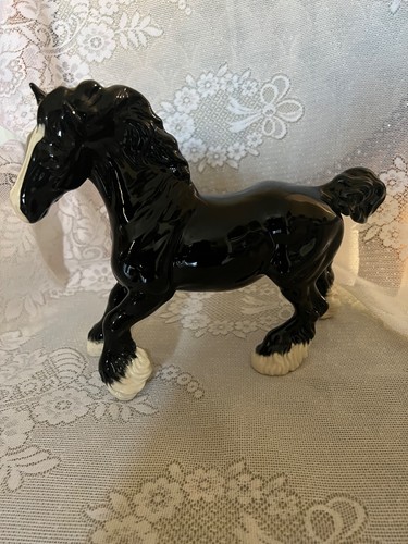 Beswick horse cantering shire - beswick,