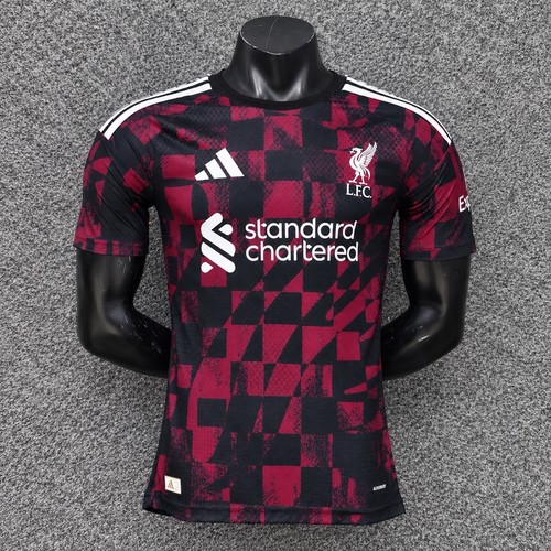 Liverpool third shirt 27 - liverpool, 26/27
