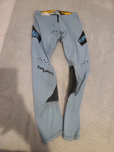 Blue seven zero - seven,