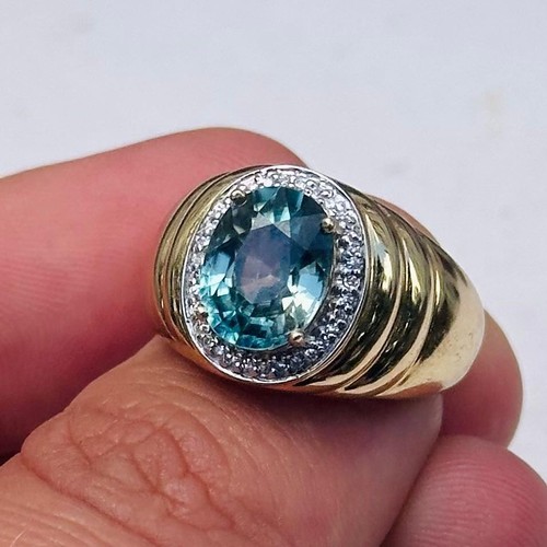 14ct yellow gold blue - 14ct, zircon