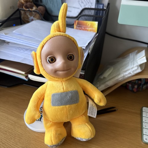 Teletubbies lala character - lala,