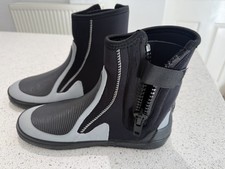 Crewsaver wet boots, with zip