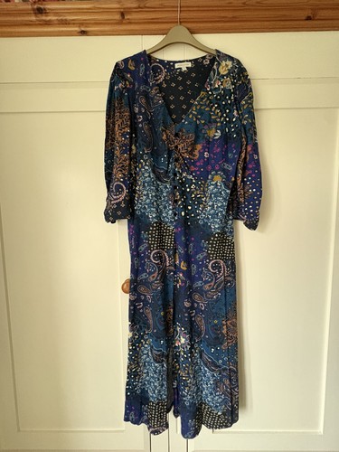 Bnwot beautiful monsoon navy - bnwot,