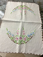 PRETTY VINTAGE IVORY IRISH