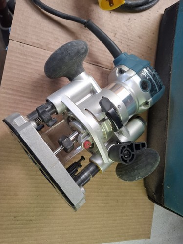 Makita rt0700c 110v compact - makita,