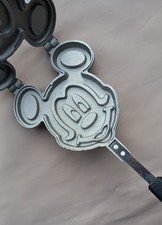 Disney Mickey Mouse 3D Waffle