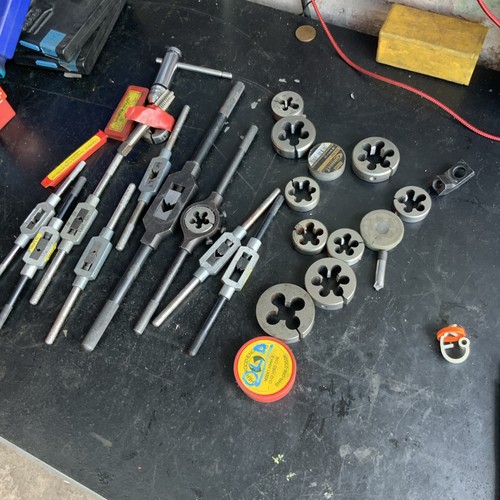 Taps and dies set job - taps, lot